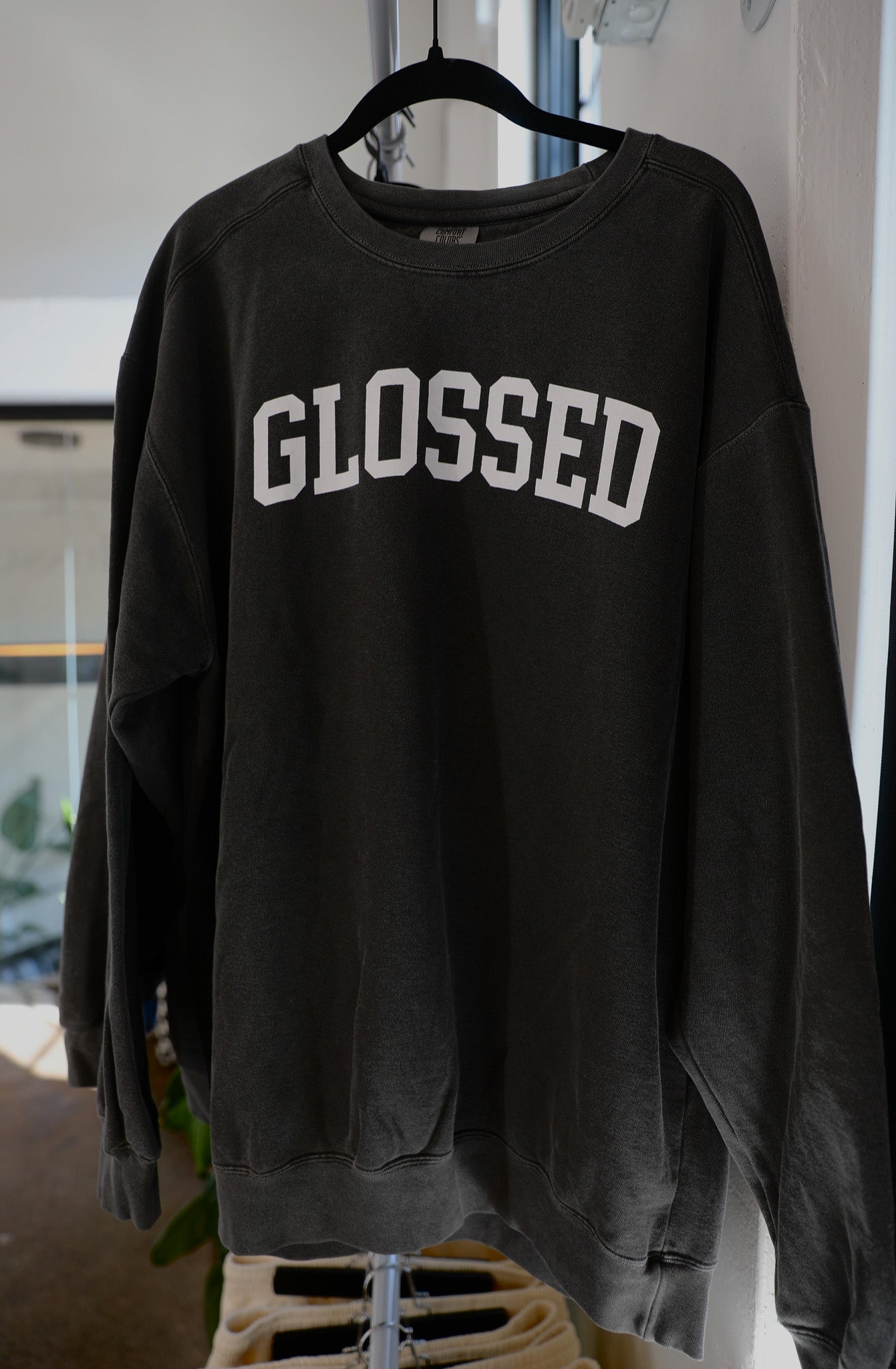 SWEATSHIRT